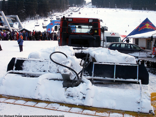 Snow Vehicles