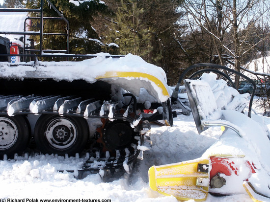 Snow Vehicles