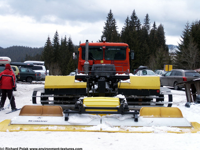 Snow Vehicles