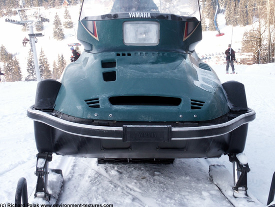 Snow Vehicles