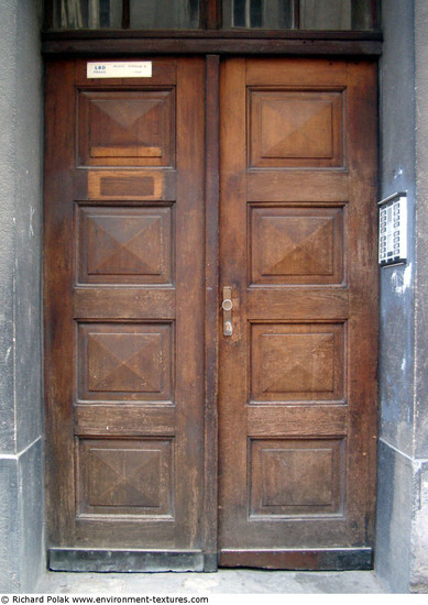 Double Wooden Doors