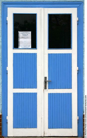 Double Wooden Doors