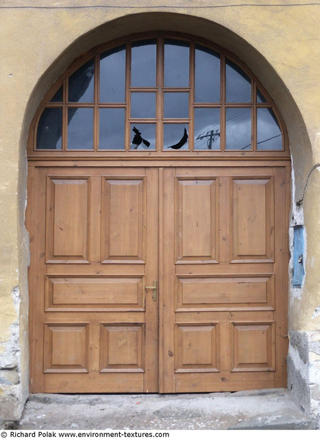 Double Wooden Doors