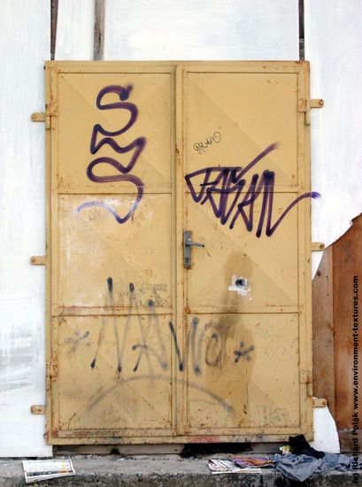 Double Metal Doors