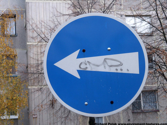 Directional Traffic Signs