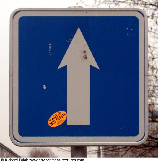 Directional Traffic Signs