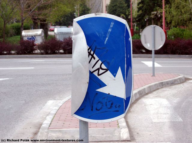 Directional Traffic Signs