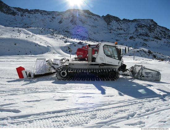 Snow Vehicles