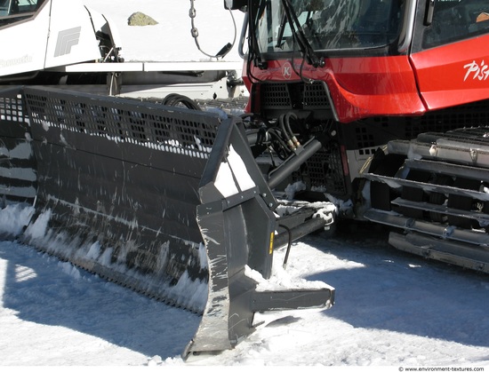 Snow Vehicles