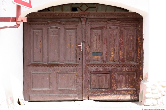 Double Wooden Doors