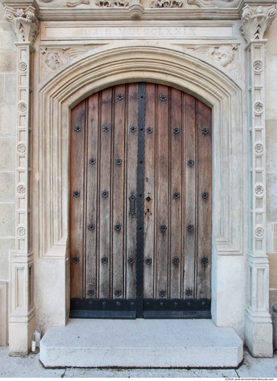 Double Wooden Doors