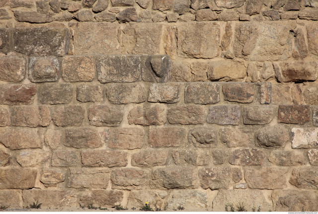 Mixed Size Walls Stones