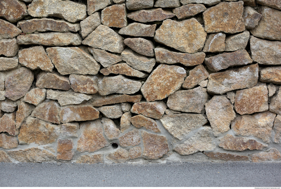 Mixed Size Walls Stones