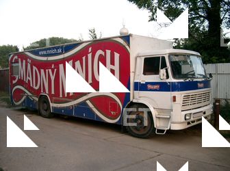 Photo Reference of Truck