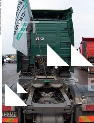 Photo Reference of Truck