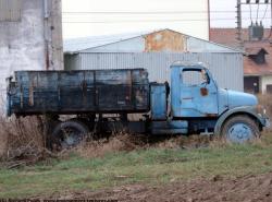 Photo References of Dumptruck